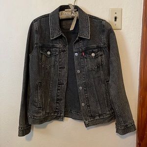 Black Levi’s Denim Jacket